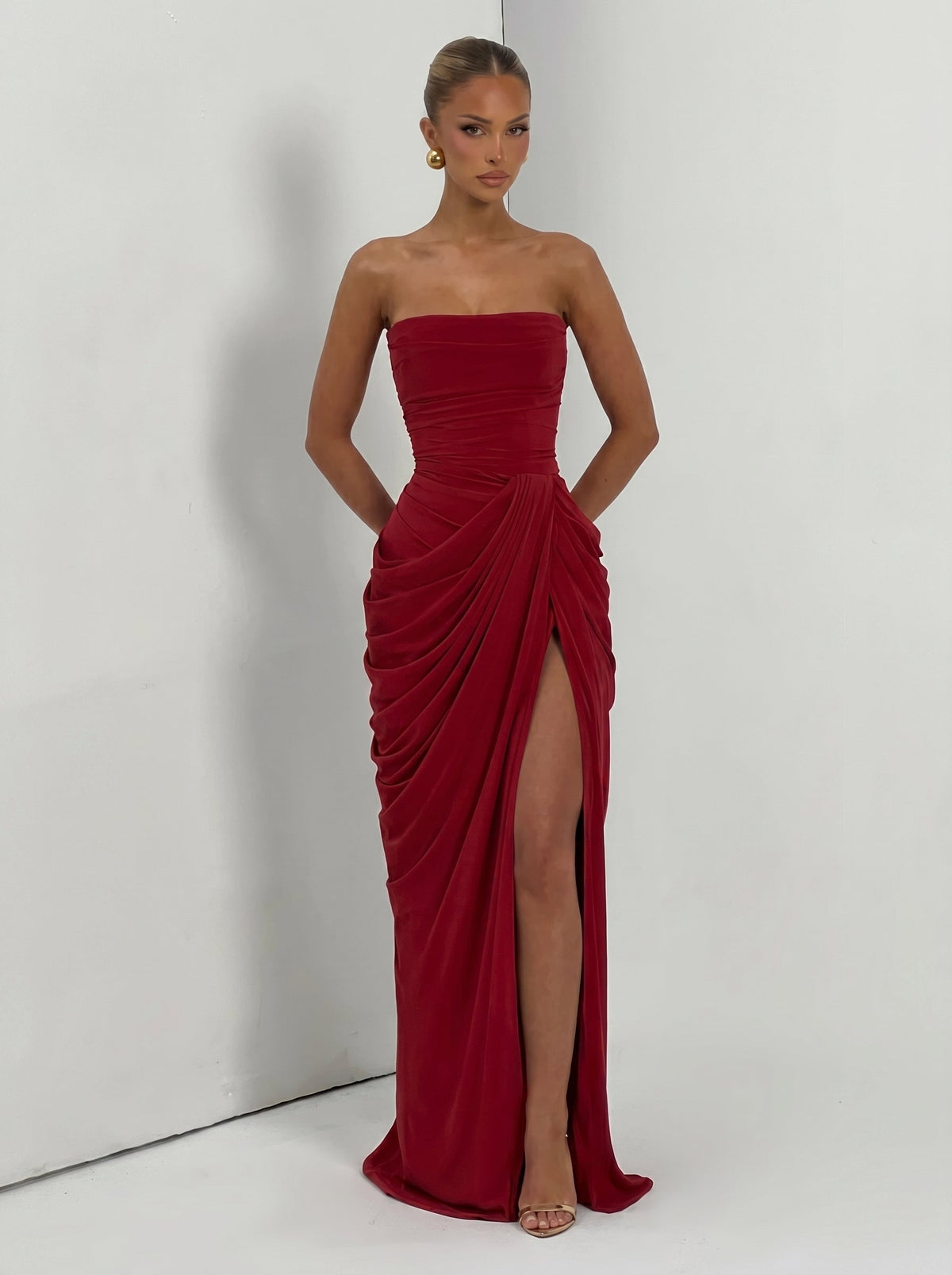 Cyra™ - Vestido Largo de Chifón Rojo