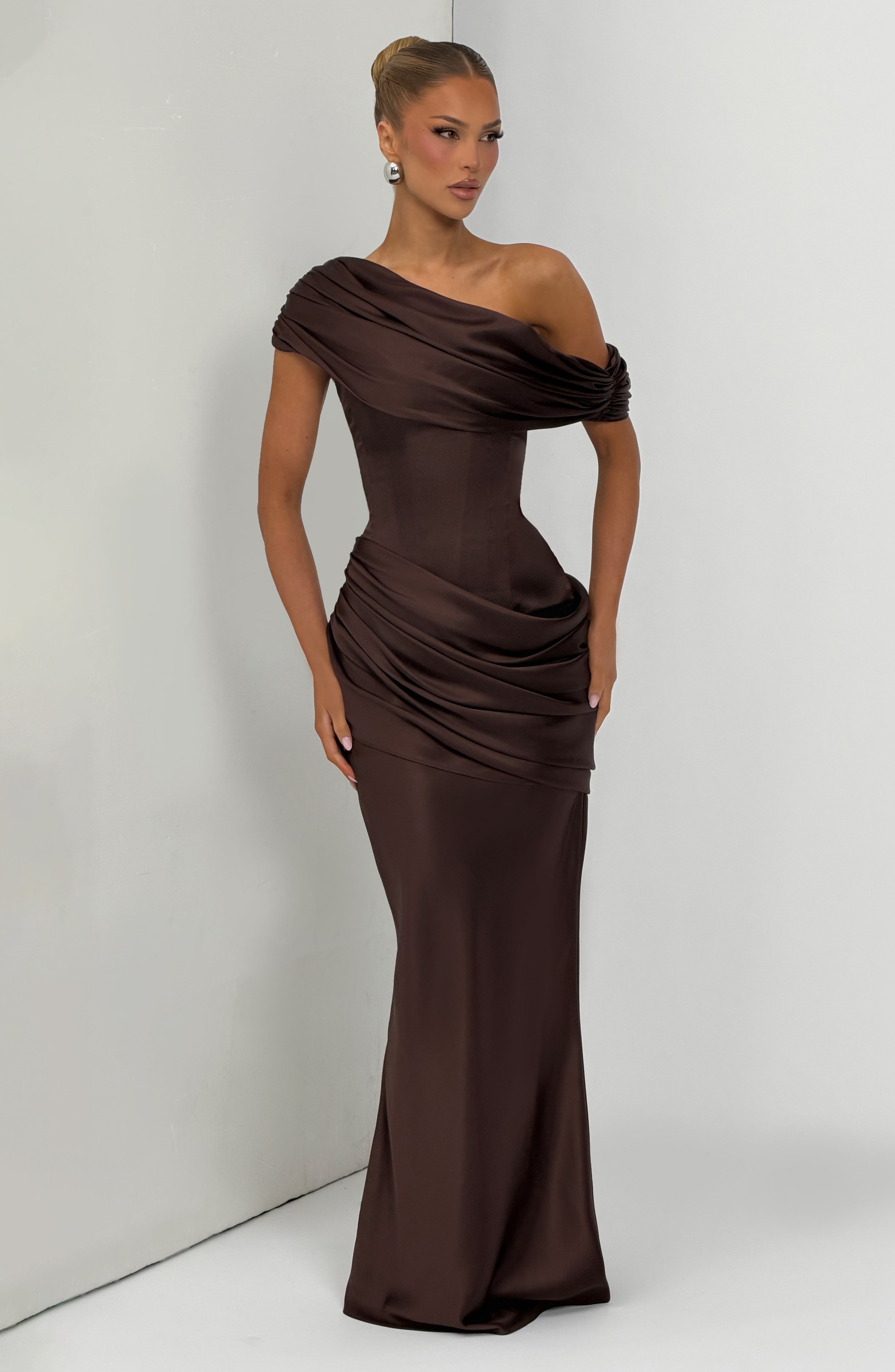 Lara™ - Vestido Largo Marrón Ciruela