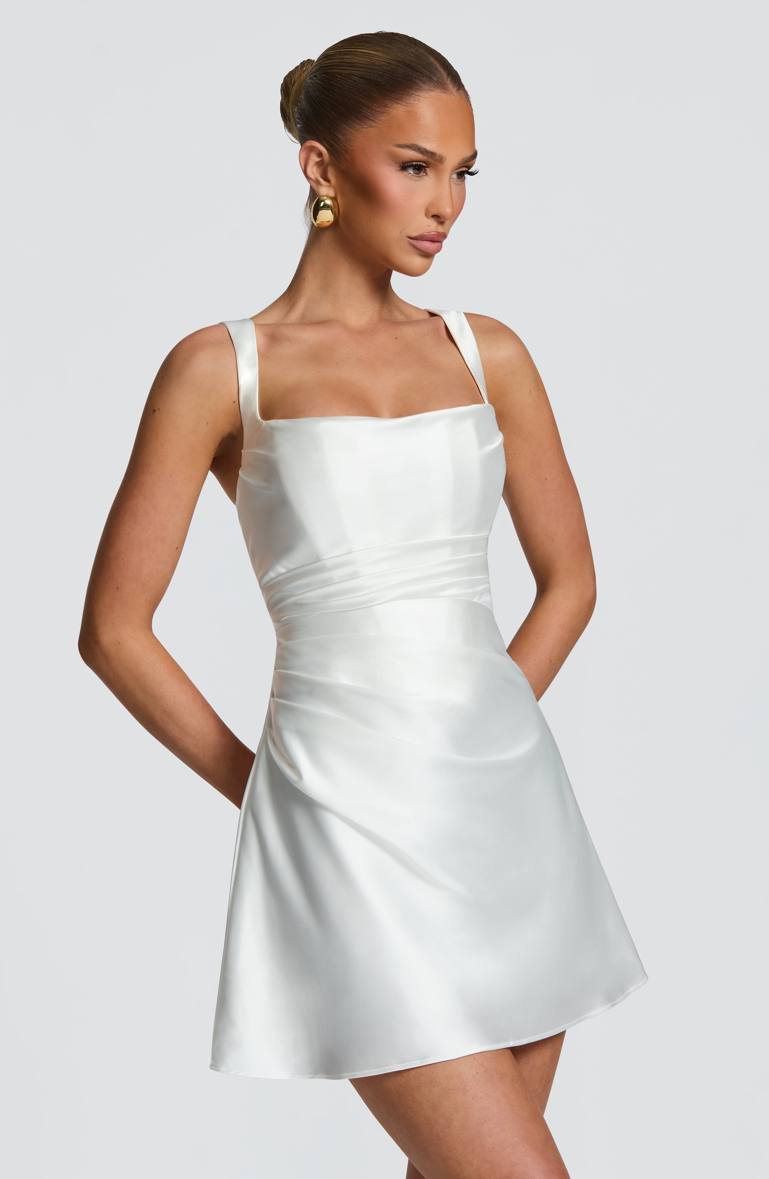 Calanthe™ - Vestido Mini en Satén Blanco