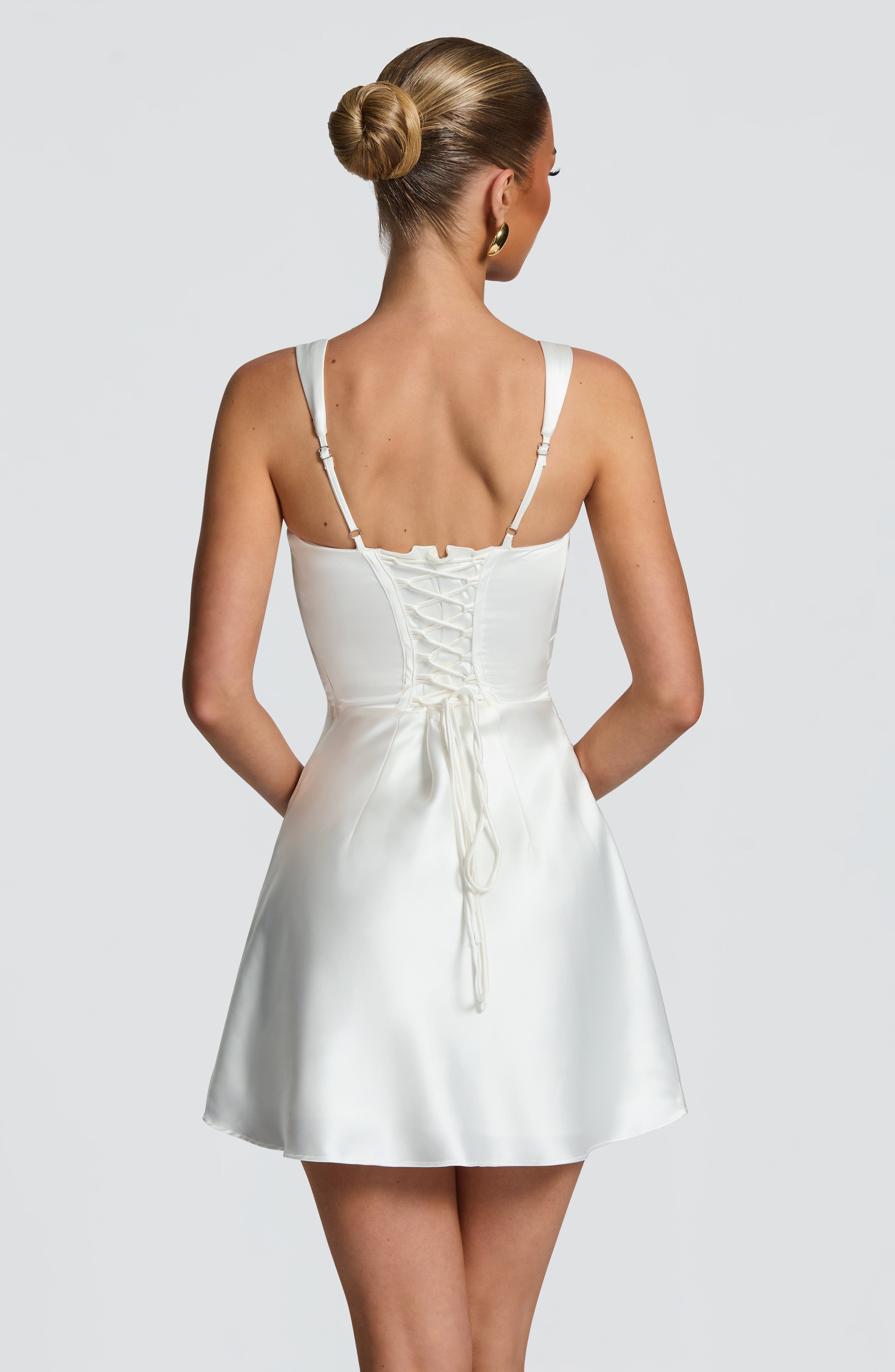 Calanthe™ - Vestido Mini en Satén Blanco