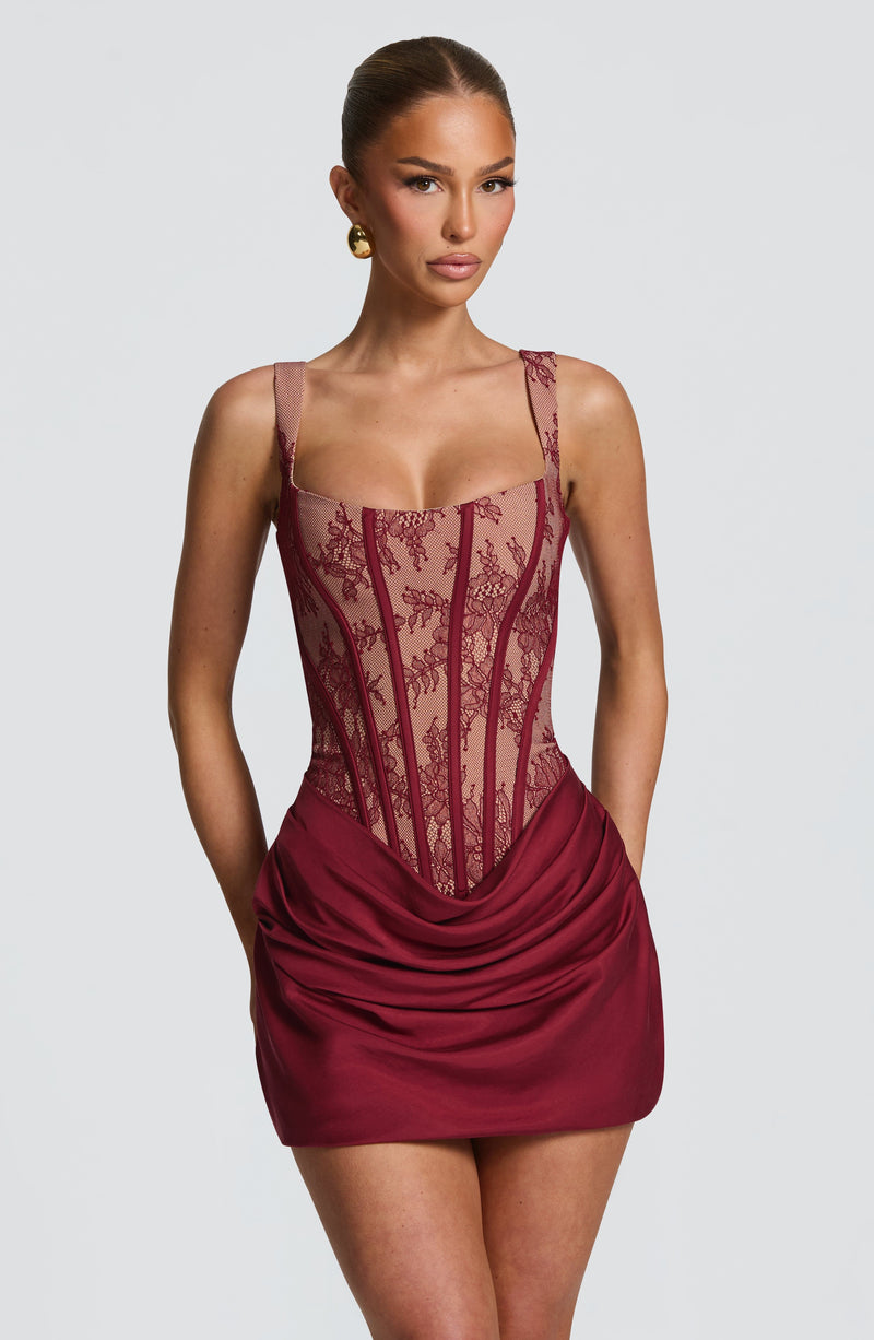 Cornelia™ - Vestido Corto de Encaje