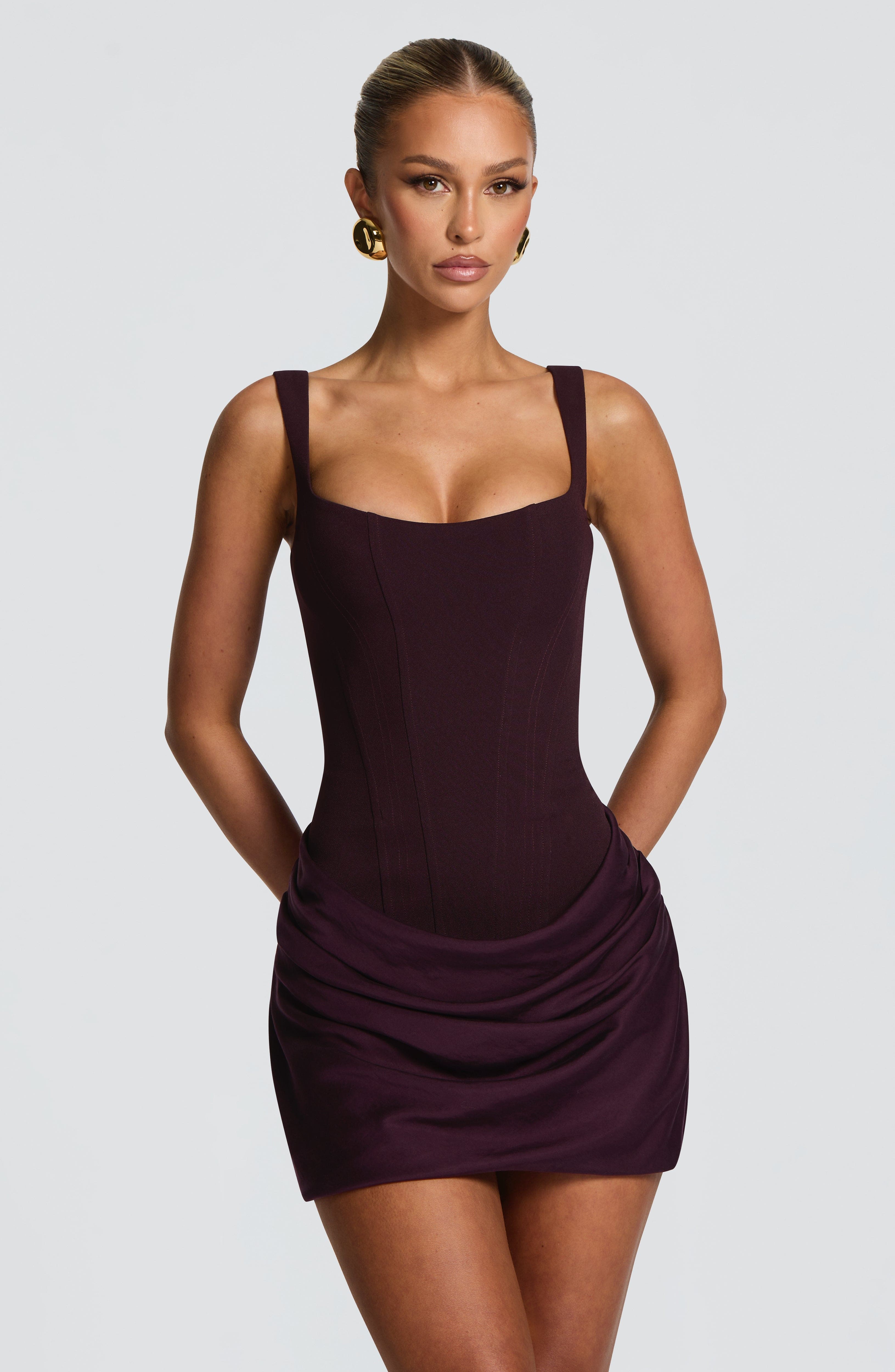 Cornelia™ - Vestido Corto con Corsé