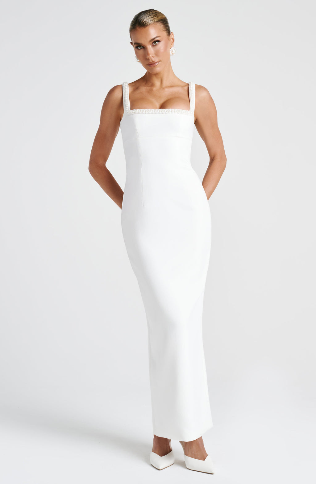 Inés™ - Vestido Midi con Perlas