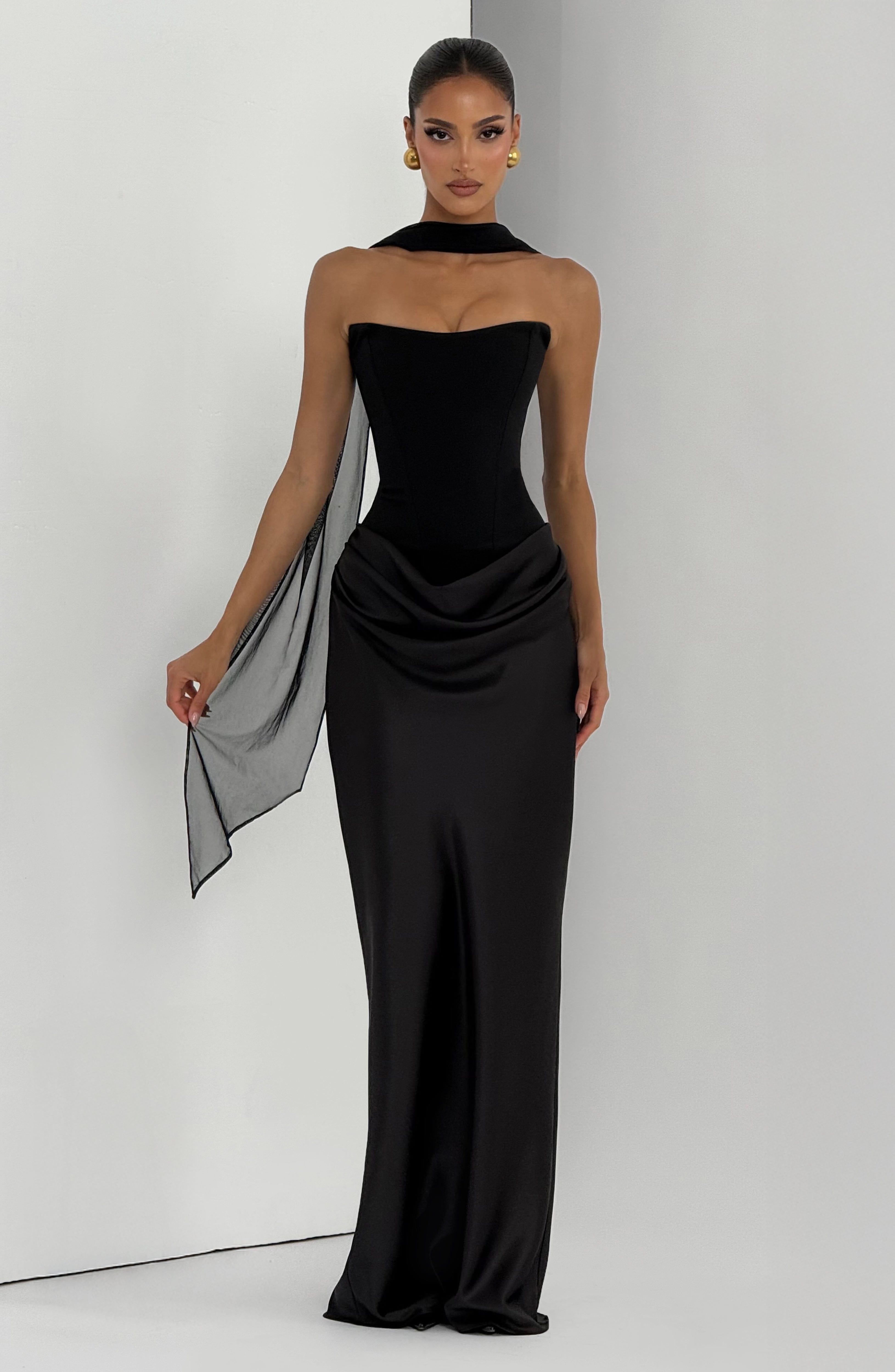 Marta™ - Vestido Largo con Sobrefalda