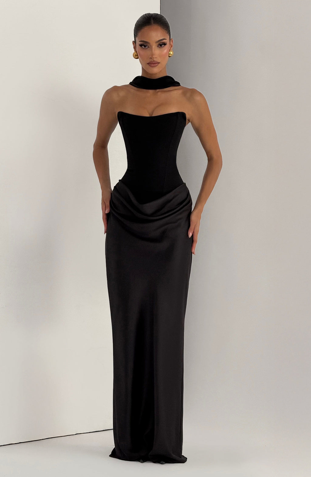 Marta™ - Vestido Largo con Sobrefalda