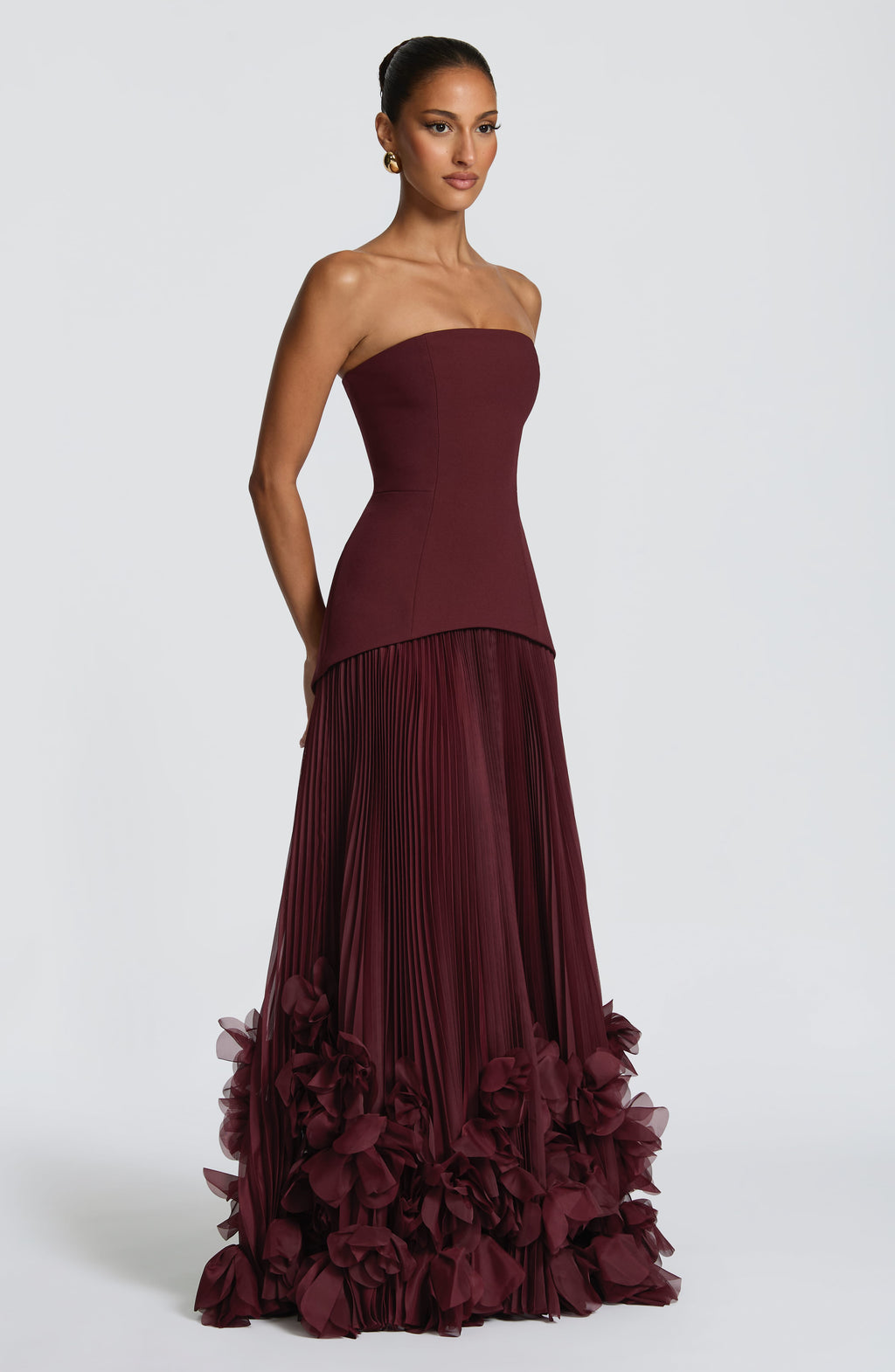 Serafina™ - Vestido Largo con Apliques
