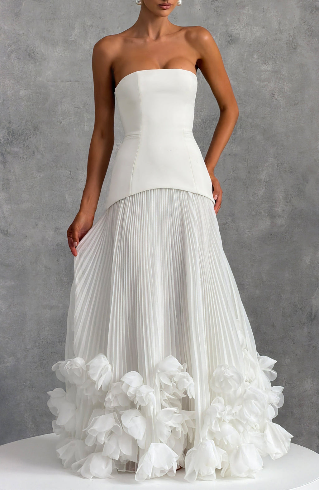 Serafina™ - Vestido Largo con Apliques